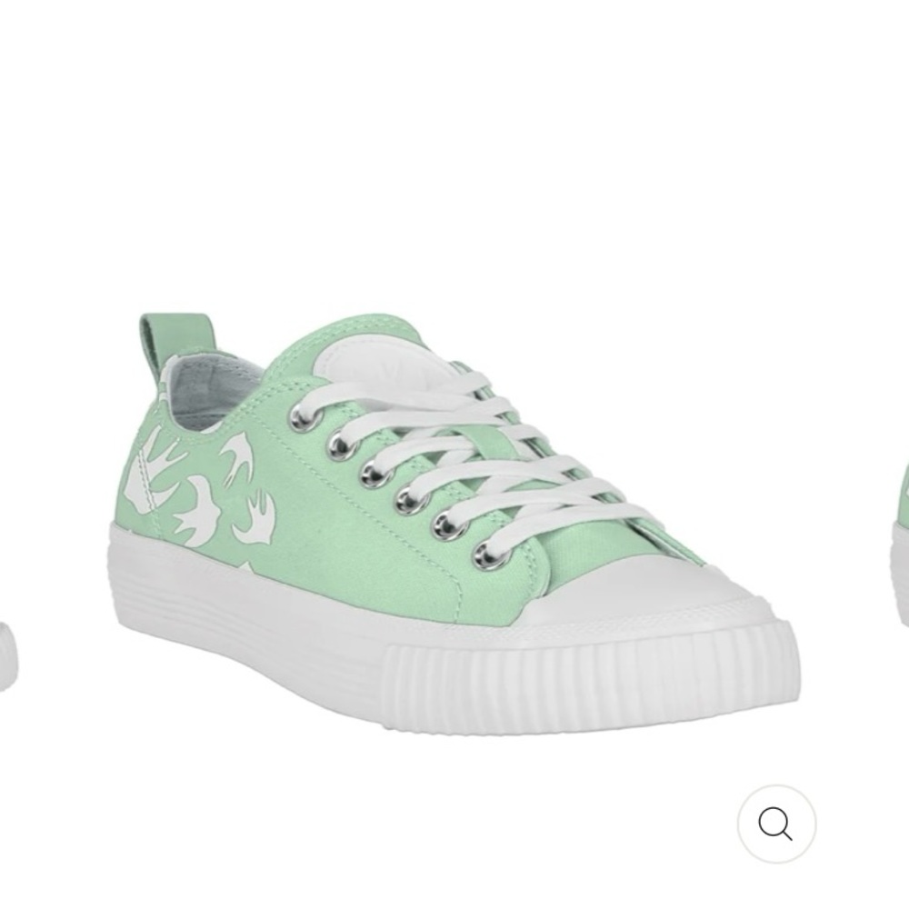 Mcq by Alexander McQueen Swallows sneaker turquoise size 40